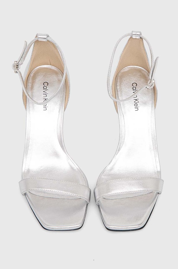 Calvin Klein sandały skórzane HEEL SANDAL 90 MET srebrny HW0HW02132