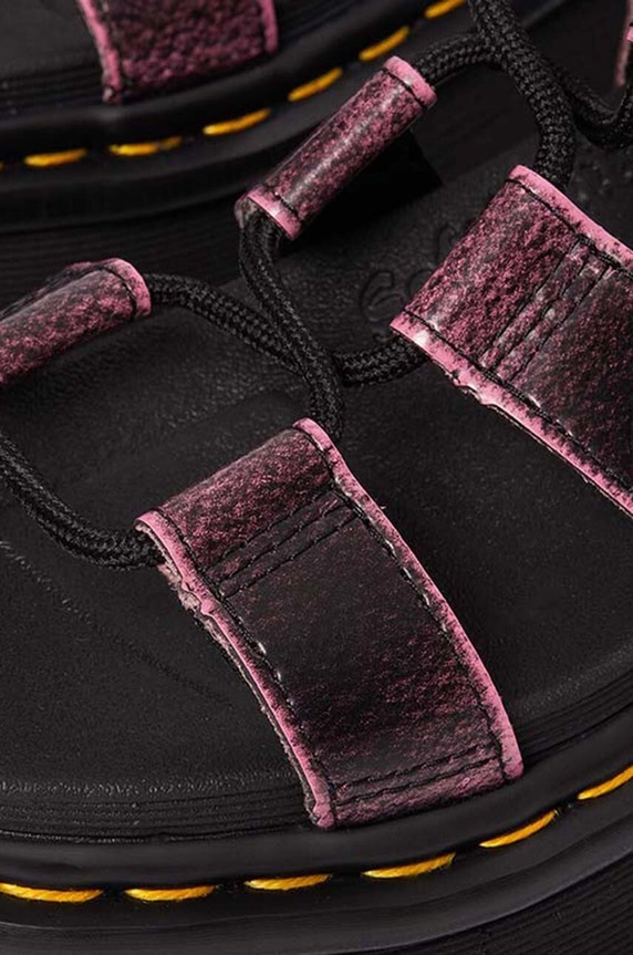 Scarpe Dr. Martens sandali in pelle Nartilla XL DM31540379 rosa