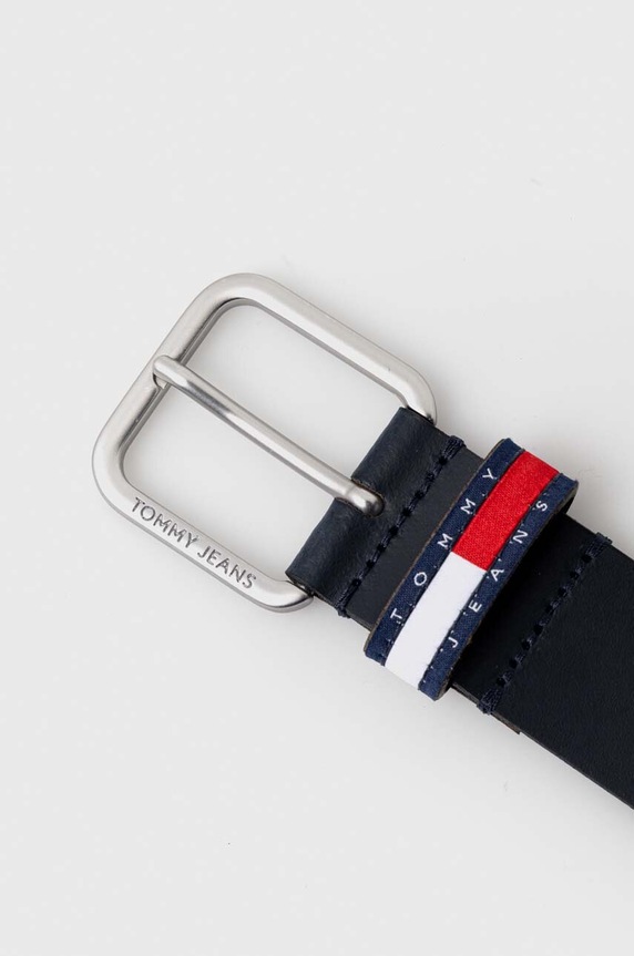 Tommy Jeans curea de piele AM0AM12337 bleumarin SS24
