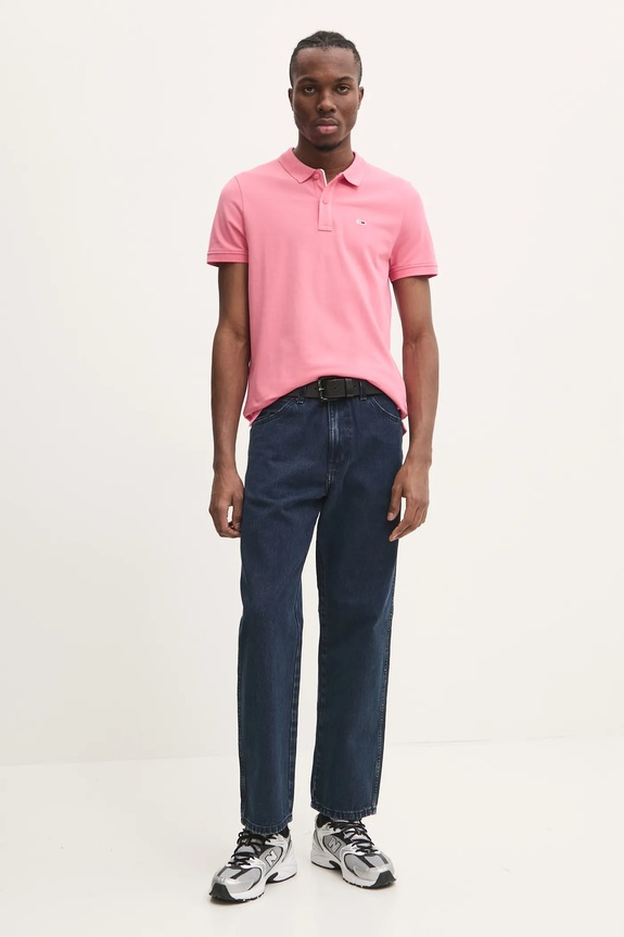Памучна тениска с яка Tommy Jeans DM0DM18312 розов SS25
