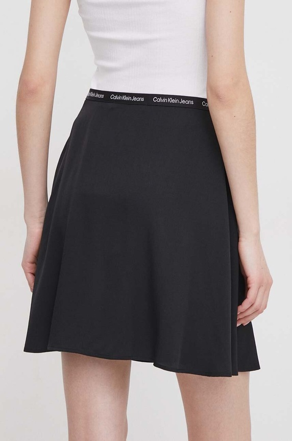 Ruházat Calvin Klein Jeans szoknya J20J223143 fekete