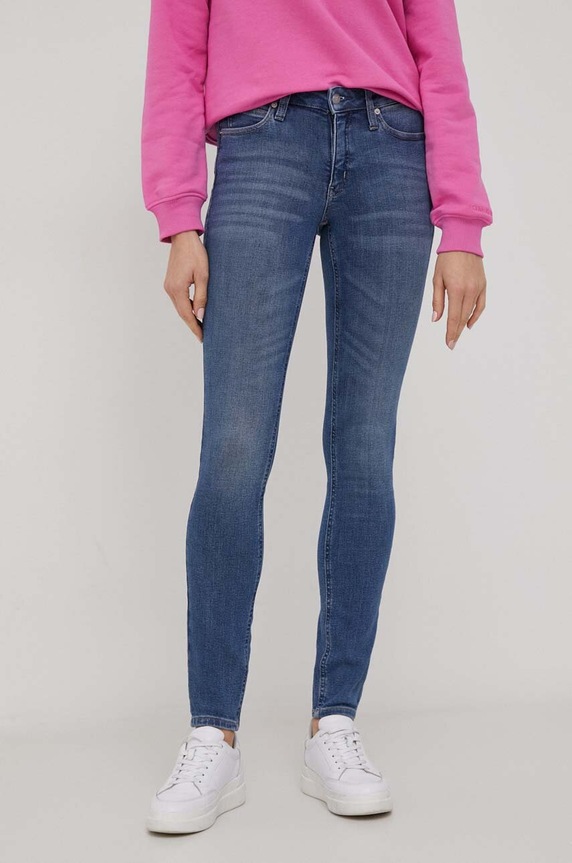 Calvin Klein Jeans jeansy niebieski J20J222447