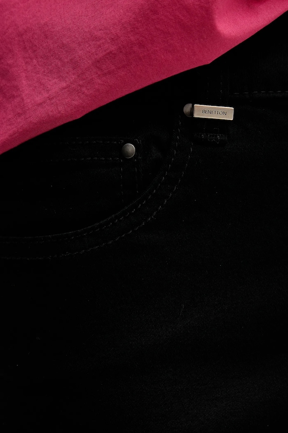 United Colors of Benetton jeans nero 46QRDE010