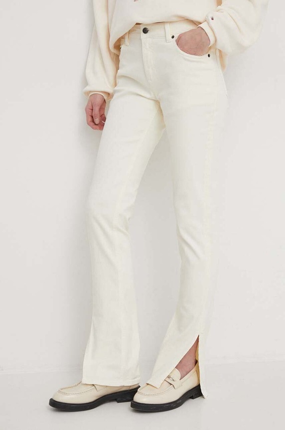 Sisley jeansy żółty 4UNGLE037