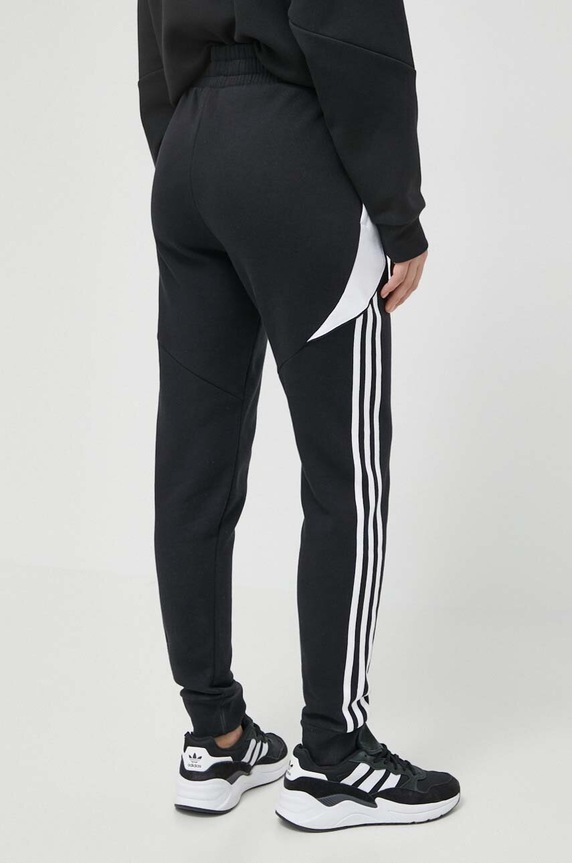 Odzież adidas Performance spodnie treningowe Tiro 24 IJ7657 czarny