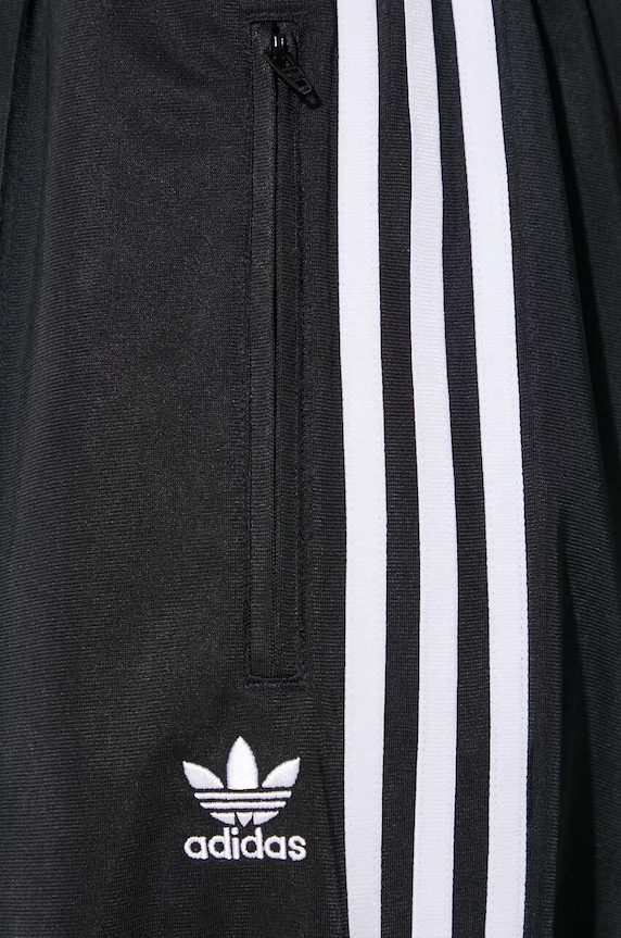 Спортивні штани adidas Originals Firebird Loose IT7404 чорний
