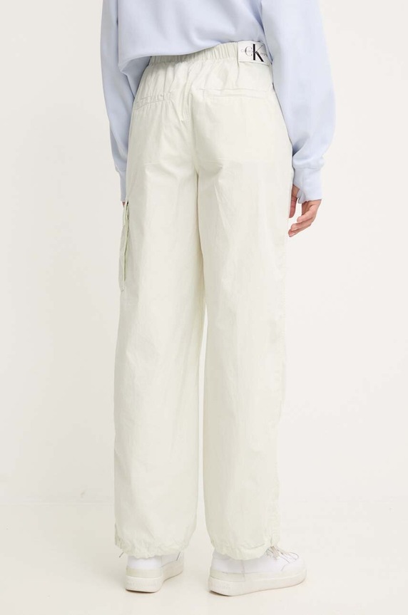 Odzież Calvin Klein Jeans spodnie bawełniane J20J223116 zielony