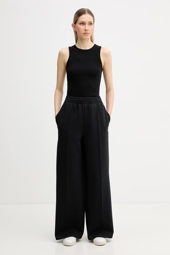 Lacoste spodnie dresowe damskie z bawełną XF7374 czarny SS26