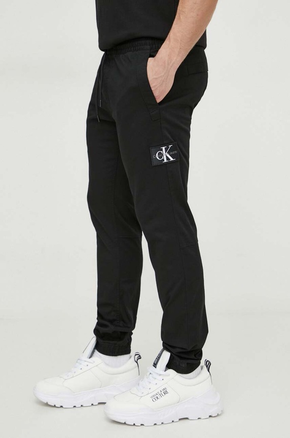 Calvin Klein Jeans spodnie z elastanem czarny J30J325114