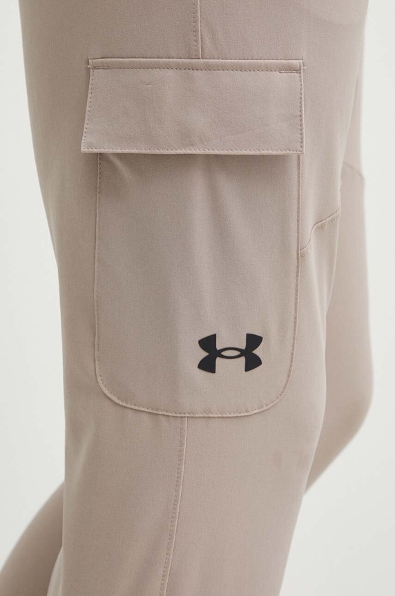Under Armour spodnie treningowe beżowy 1380358