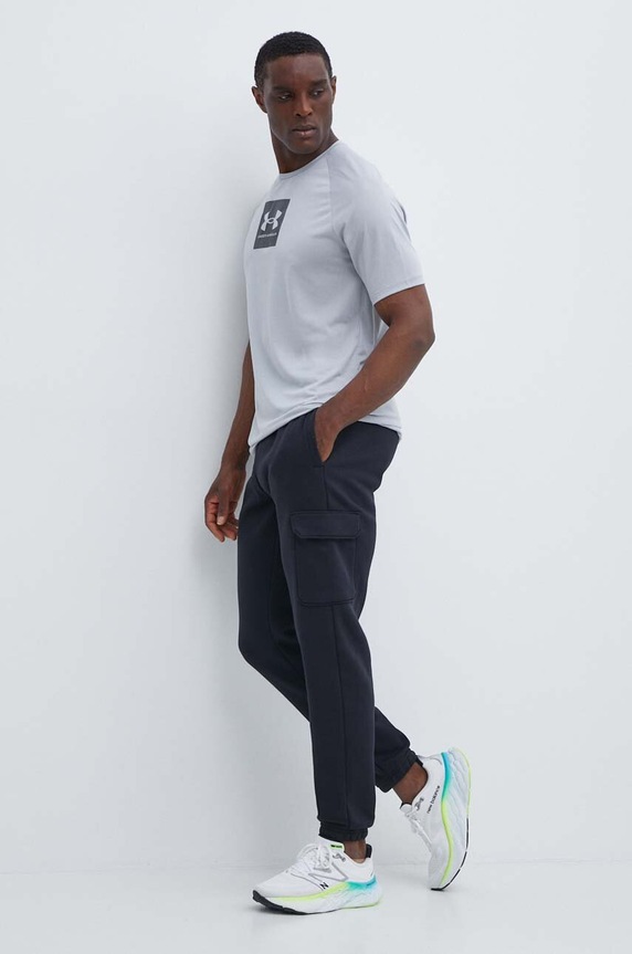 Under Armour spodnie dresowe Essential 1380376 czarny SS24