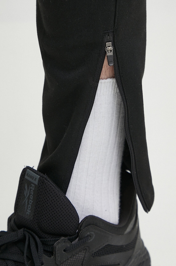 Reebok pantaloni de antrenament Strength negru 100075596