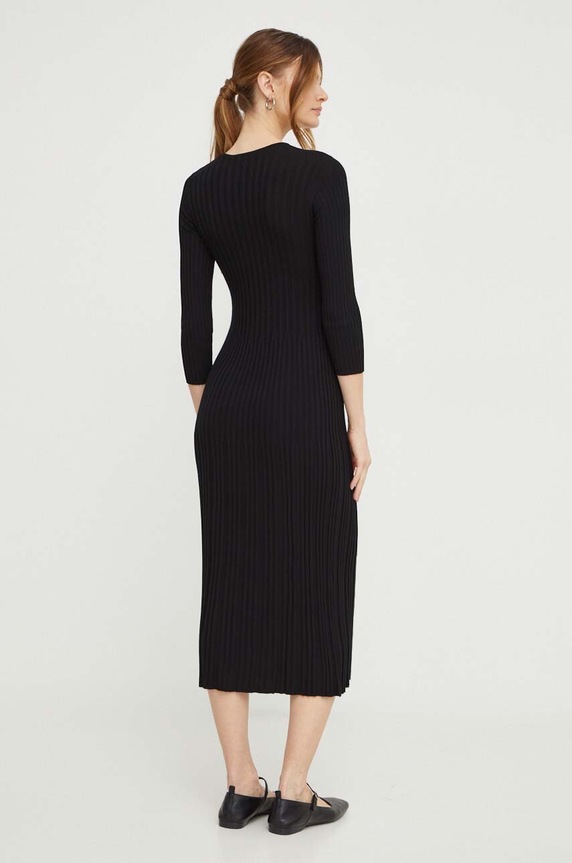 Oblečení Šaty Weekend Max Mara 2415321011600 černá