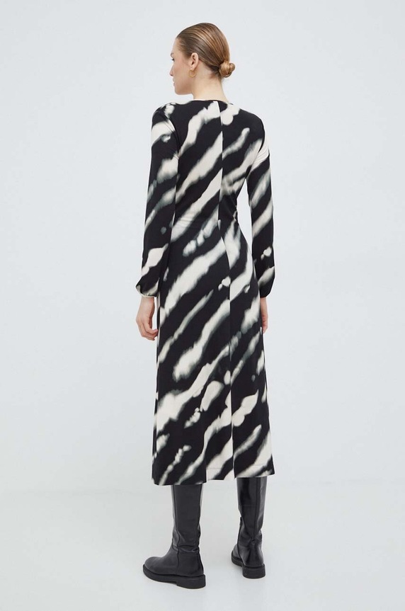 Šaty Weekend Max Mara 2415621061600 čierna SS24