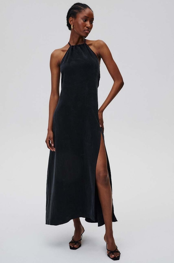 Šaty Undress Code Desire 675 černá SS24
