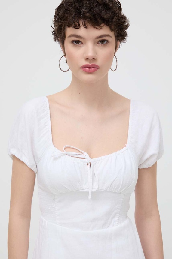 Hollister Co. sukienka lniana biały KI359.4075.100