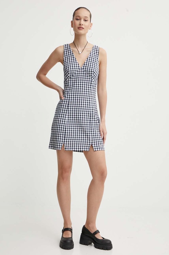 Tommy Jeans sukienka DW0DW17931 czarny SS24