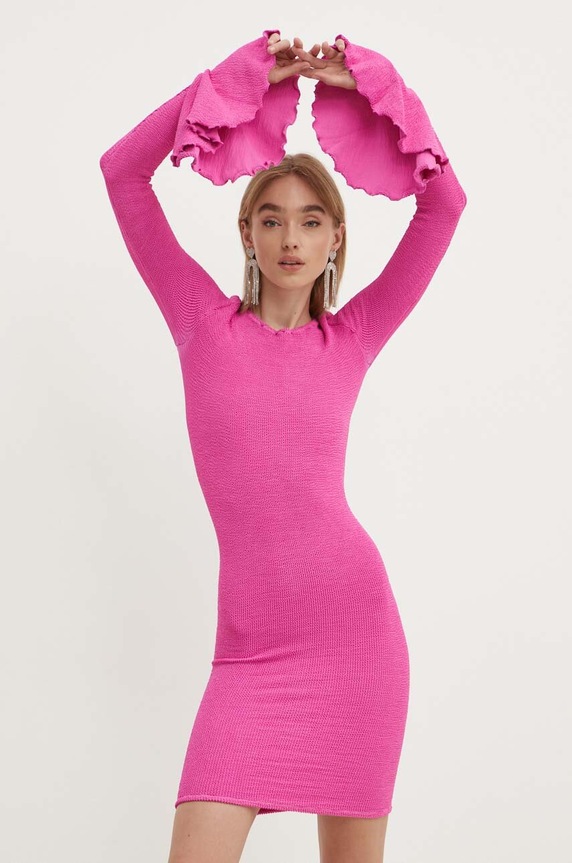 Rotate sukienka CRINKLE MINI DRESS z elastanem różowy 113162504
