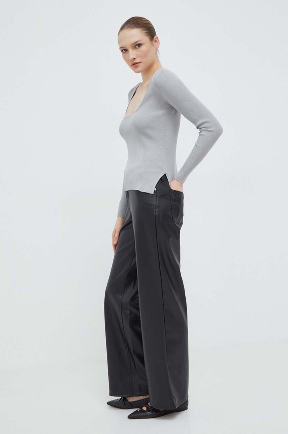 Pulover Max Mara Leisure 2416361017600 srebrna SS24