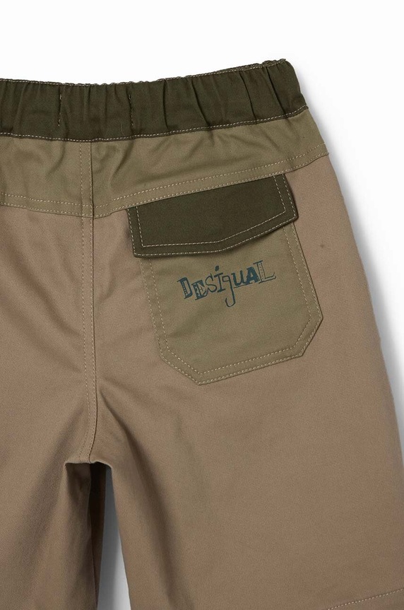 Desigual szorty dziecięce 24SBPW01 zielony