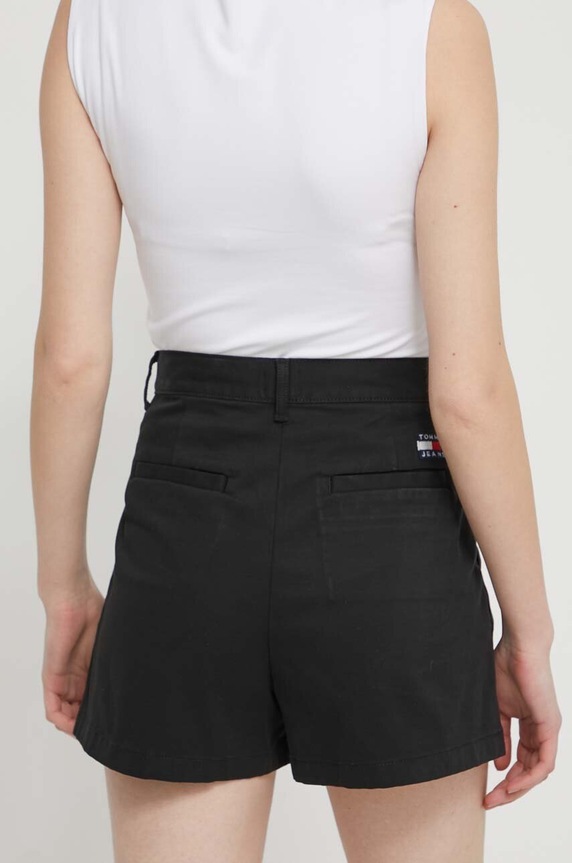 Odzież Tommy Jeans szorty DW0DW17775 czarny