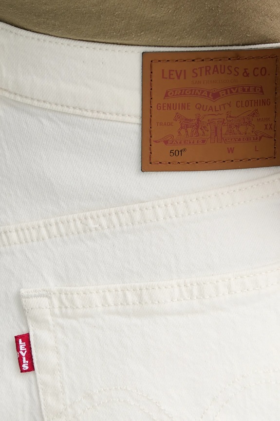 Τζιν σορτς Levi's μπεζ 56327