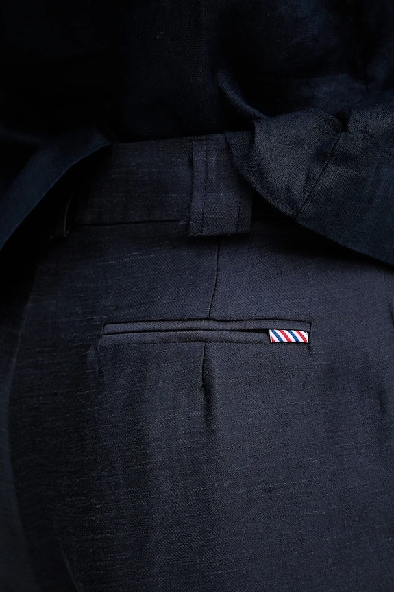 La Petite Française pantaloni scurți din amestec de in SAVOUREUX PFSAVOUREUX bleumarin