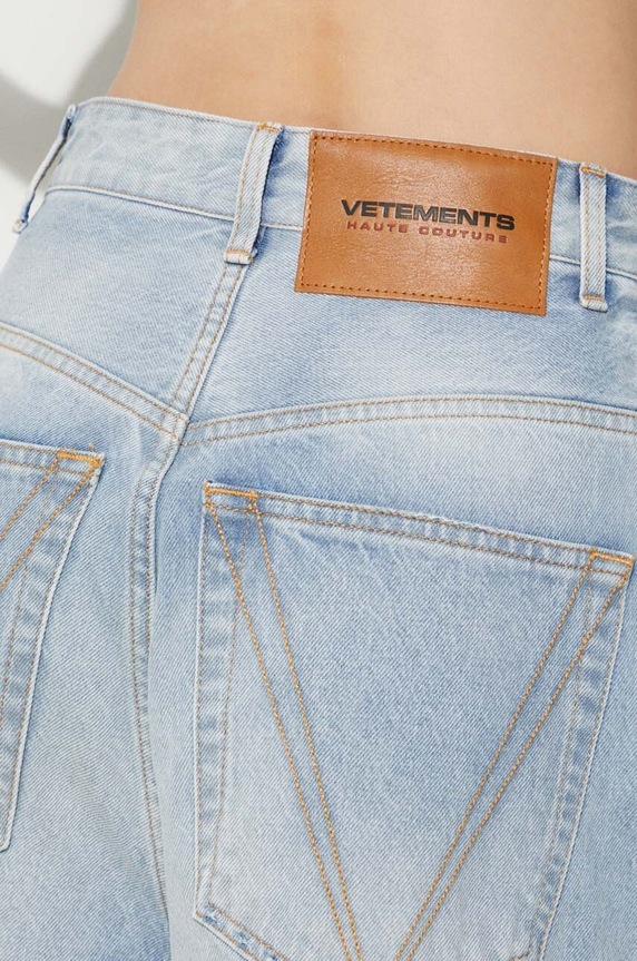 Traper kratke hlače VETEMENTS Denim Shorts UE64SS200N plava