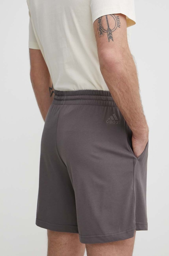 Îmbrăcăminte adidas pantaloni scurti IS1388 gri