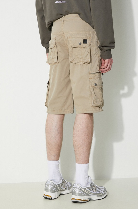 Oblečení Bavlněné šortky Alpha Industries 136250 béžová