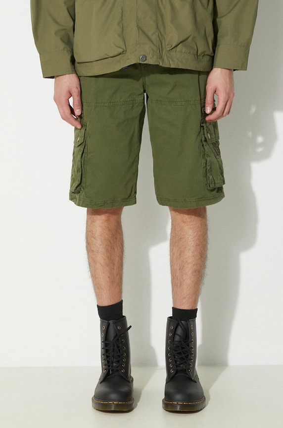 Pamučne kratke hlače Alpha Industries zelena 136250