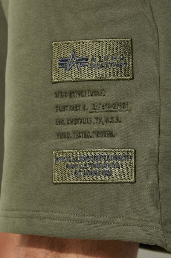 Alpha Industries shorts Patch LF 136360 green