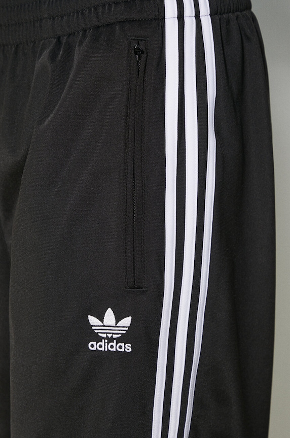 Kraťasy adidas Originals Adicolor Firebird IU2368 černá