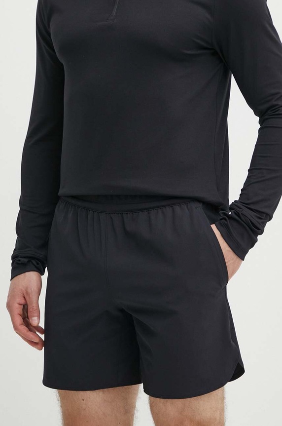 Under Armour pantaloncini da allenamento Peak tessuto nero 1376782