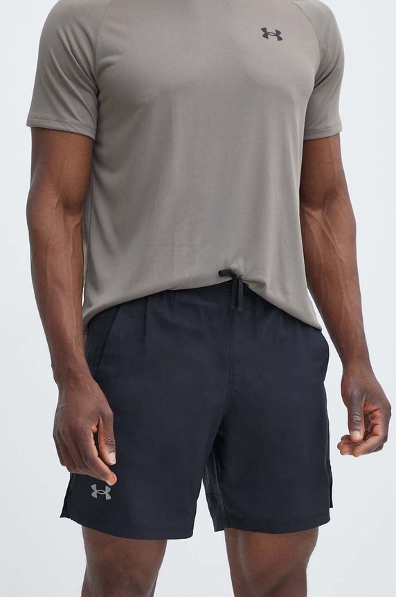Under Armour szorty do biegania Launch tkanina czarny 1382641