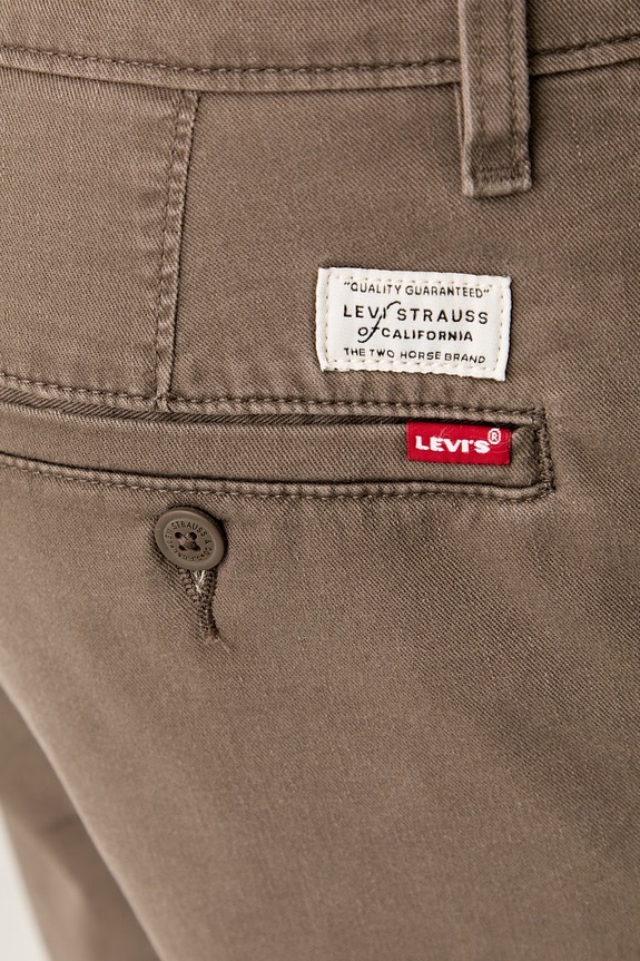Levi's szorty chino męskie z lnem brązowy 17202