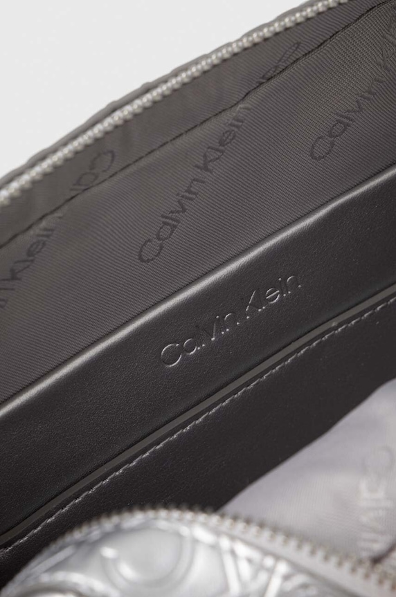 Calvin Klein poșetă K60K611337 argintiu