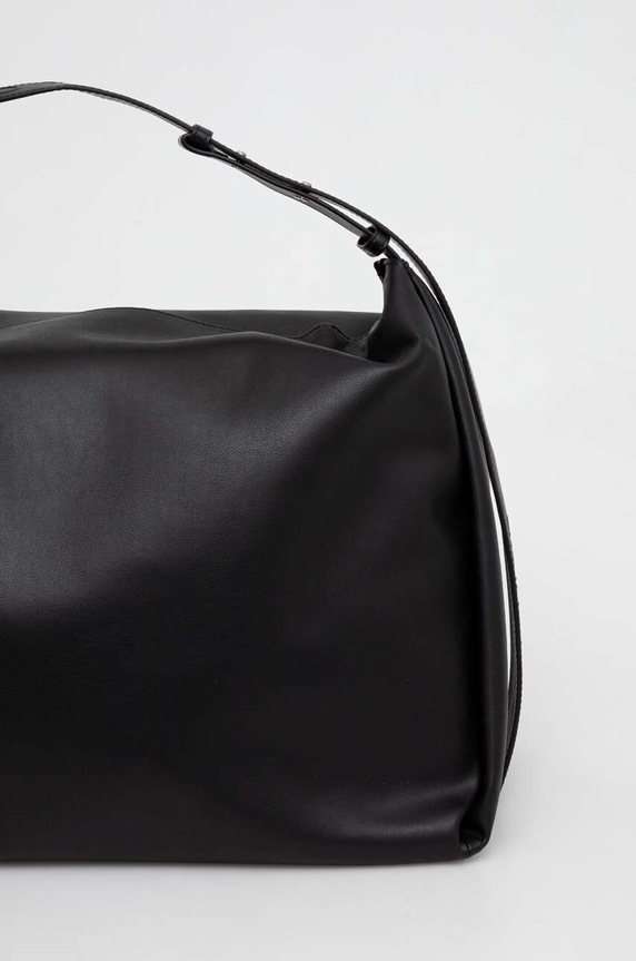 Calvin Klein torebka czarny K60K611367