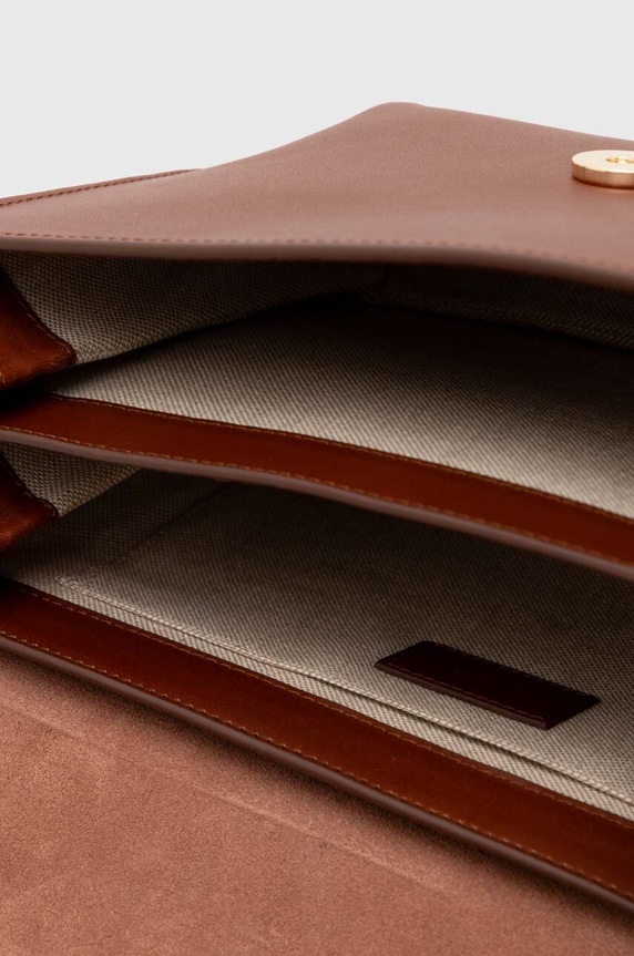 Δερμάτινη τσάντα A.P.C. sac sarah shoulder PXAWV.F61526.CAD καφέ