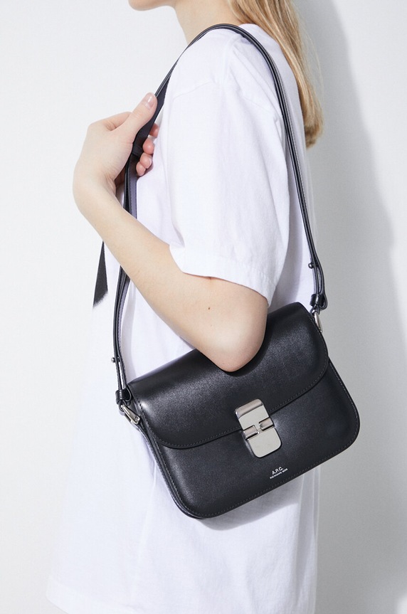 Кожаная сумочка A.P.C. sac grace small PXBVN.F61413.LZZ