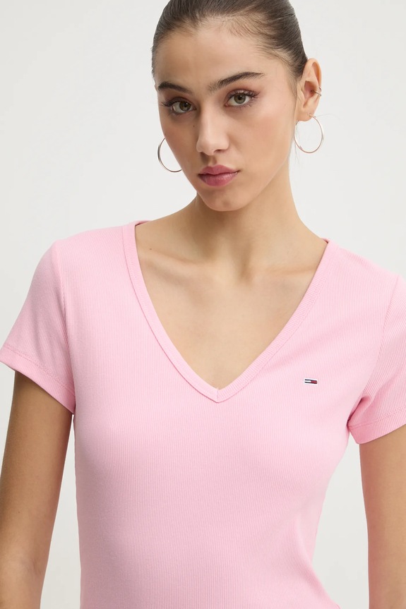 Tommy Jeans t-shirt női pamut elasztánnal rózsaszín DW0DW17385