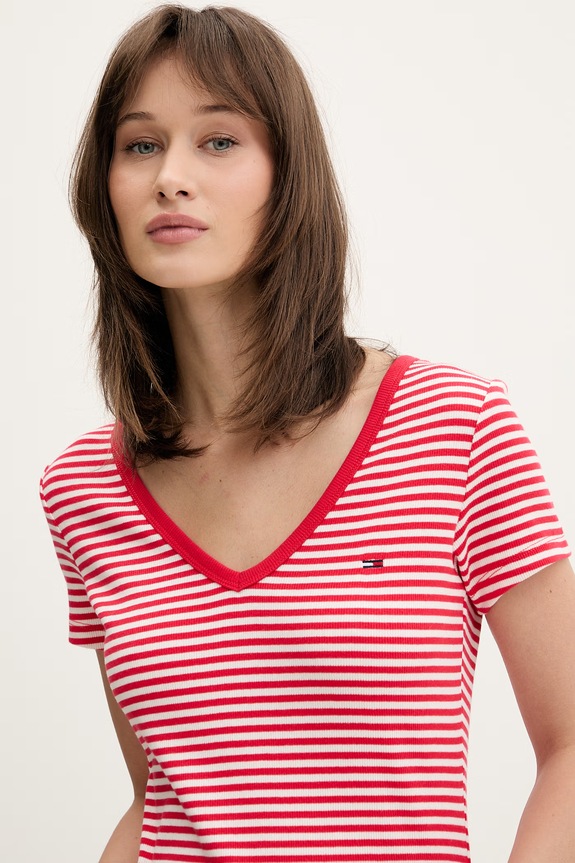 Tommy Jeans ženska majica od pamuka s elastanom crvena DW0DW17385