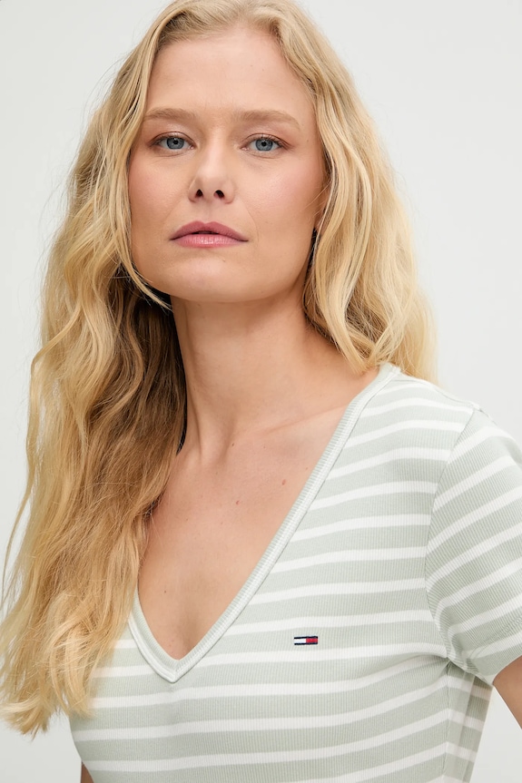 Tommy Jeans tricou de femei din bumbac cu elastan verde DW0DW17385