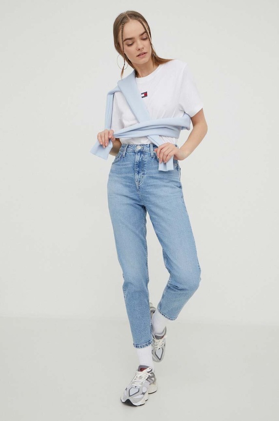 Tommy Jeans t-shirt DW0DW17391 fehér AW24