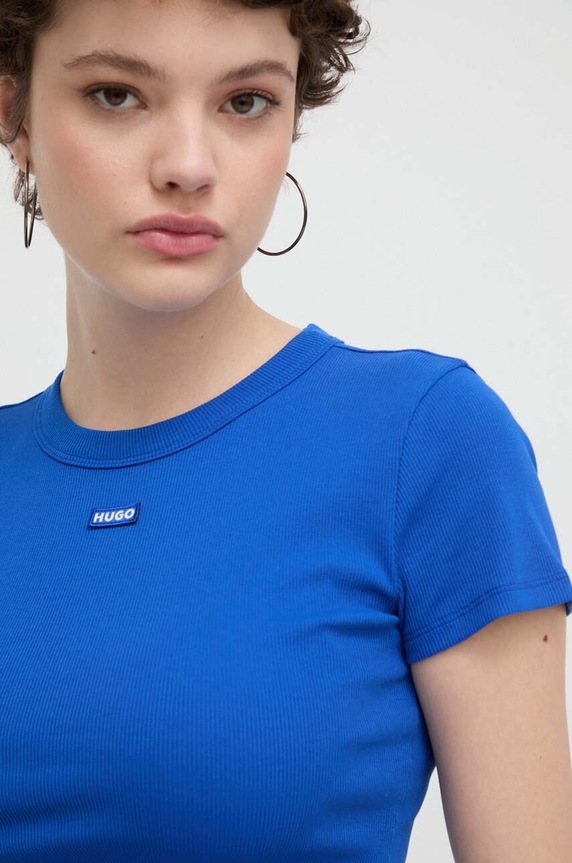 HUGO Blue t-shirt da donna in cotone con elastan Baby Tee_B applique blu 50510749