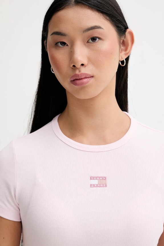 Tommy Jeans t-shirt damski bawełniany z elastanem różowy DW0DW17881