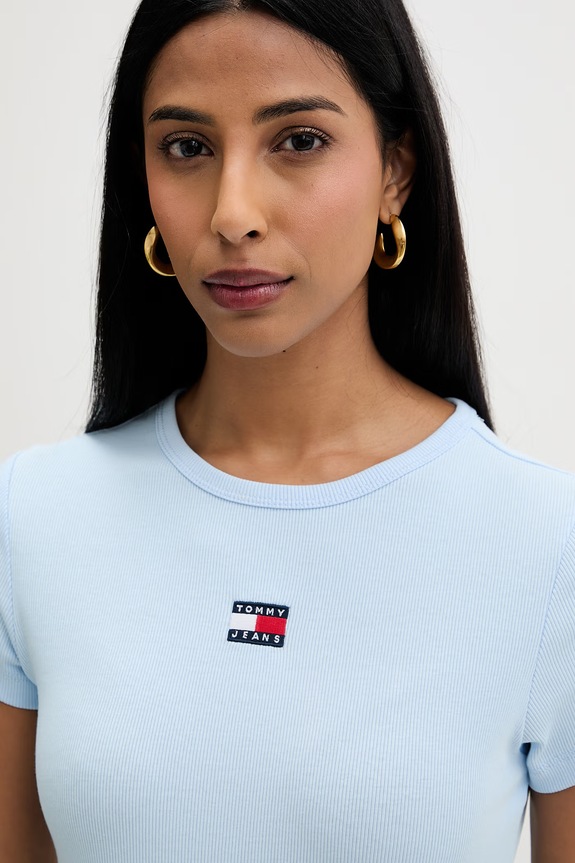 Tommy Jeans t-shirt γυναικείο βαμβακερό με ελαστάν μπλε DW0DW17881