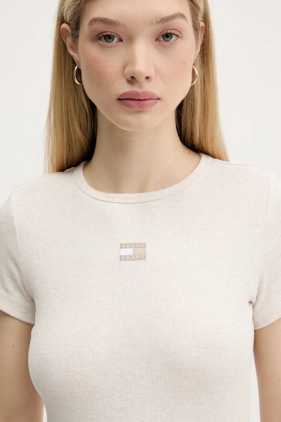Tommy Jeans t-shirt damski bawełniany z elastanem beżowy DW0DW17881