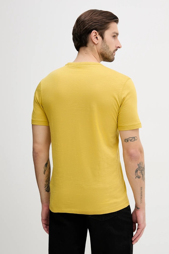 Abbigliamento BOSS Orange t-shirt in cotone 50508243 giallo