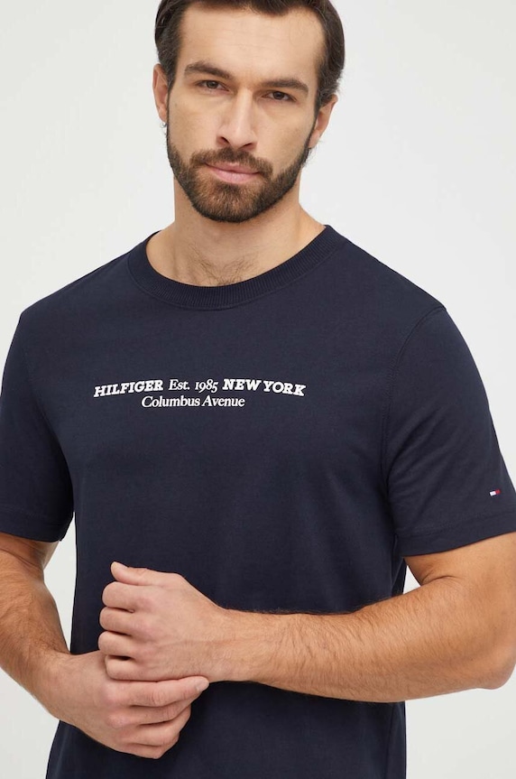 Bavlnené tričko Tommy Hilfiger potlač tmavomodrá MW0MW33895